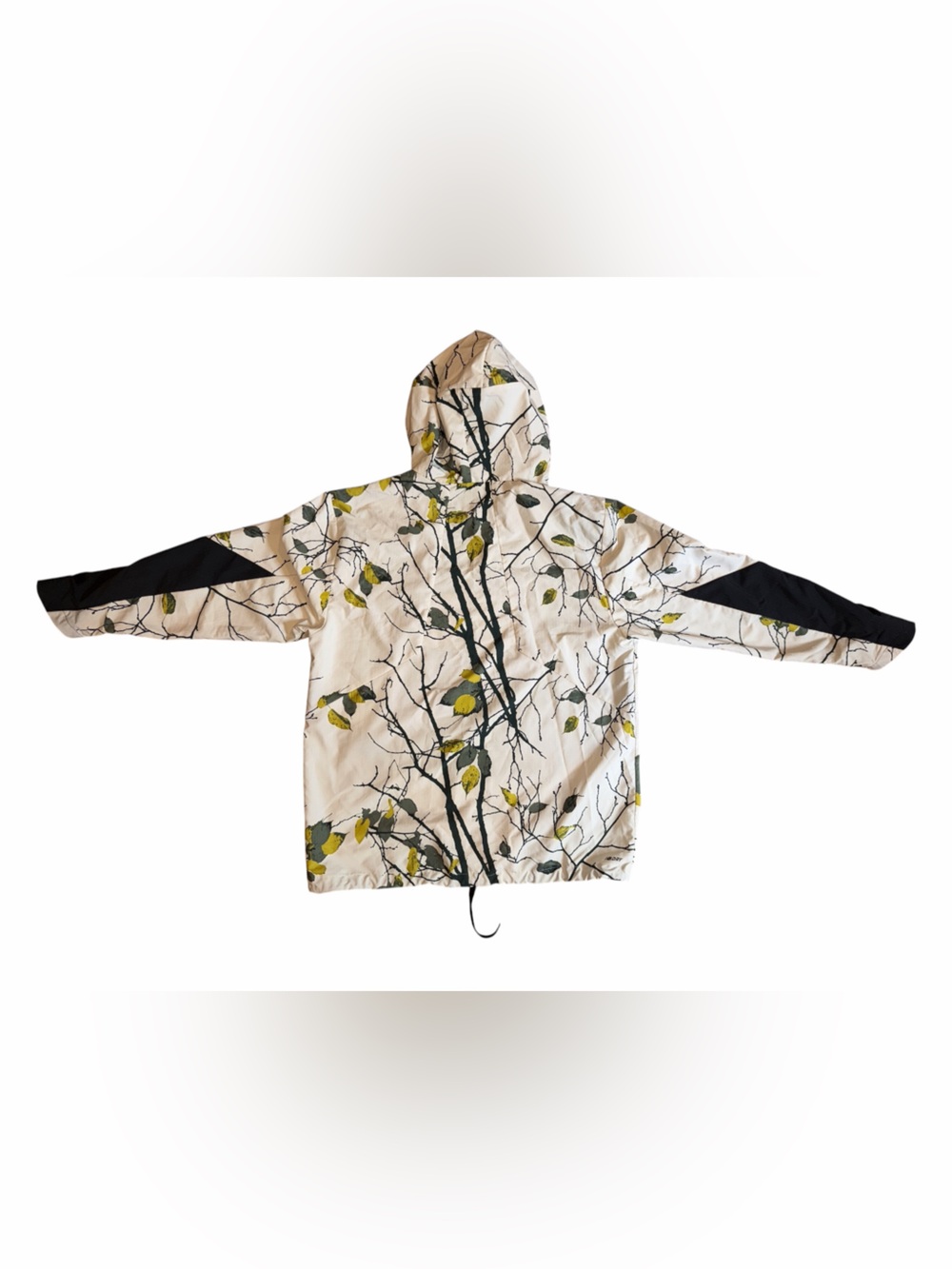New Balance Cream Floral-Print Wind Breaker Jacket with Black Sleeve Panels - Picture 5 of 8